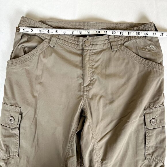 The North Face Woman 12 Nylon Zipper Convertible Pants/Shorts Hiking Fishing - Picture 4 of 10